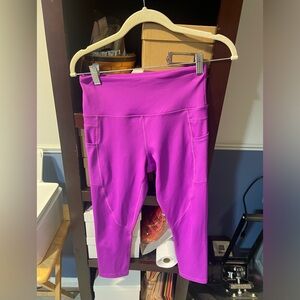 Purple hi- rise pocket light n tight Capri 20”